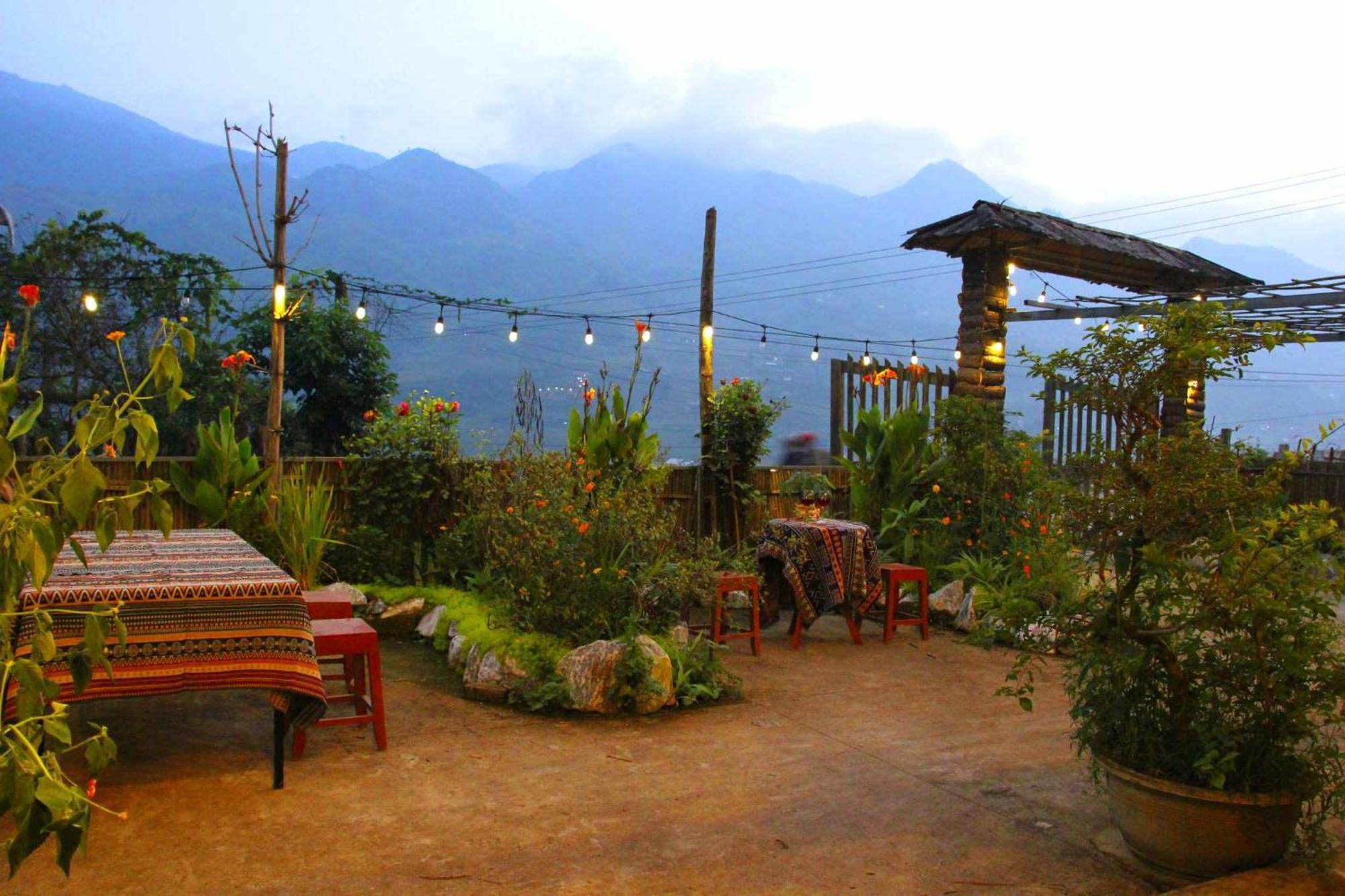 Surelee House And Trekking Hotel Sa Pa Buitenkant foto