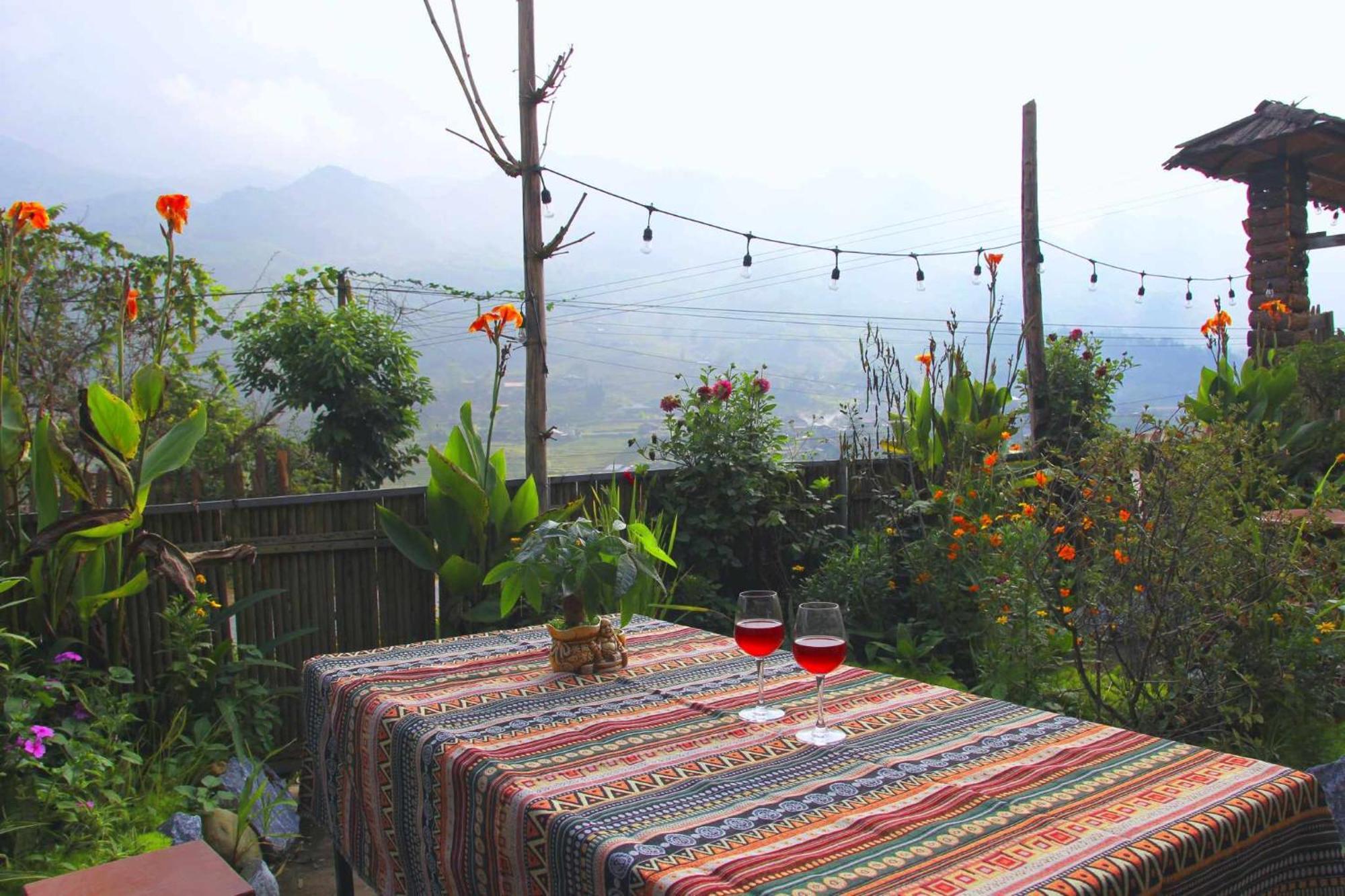 Surelee House And Trekking Hotel Sa Pa Buitenkant foto