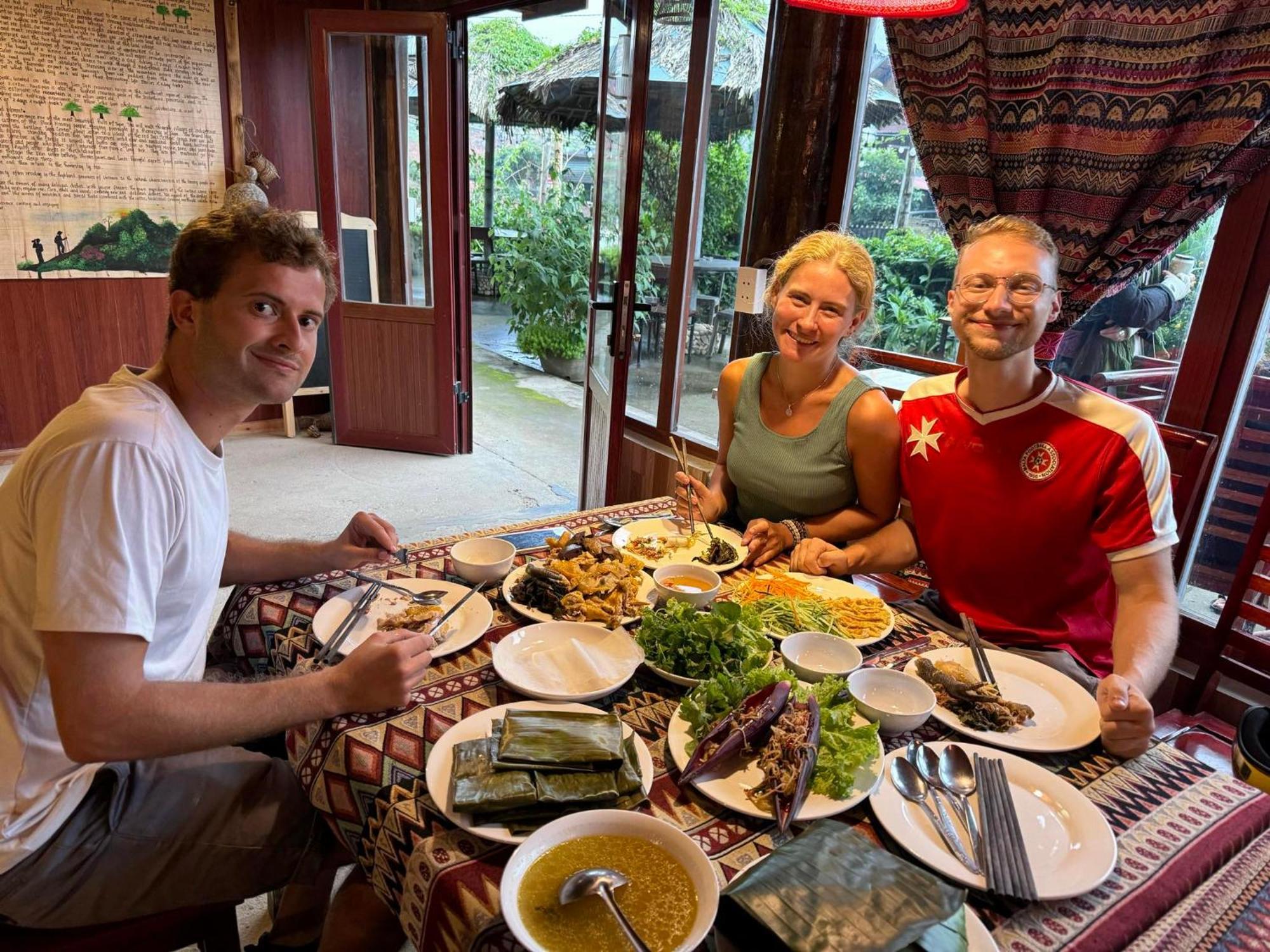Surelee House And Trekking Hotel Sa Pa Buitenkant foto